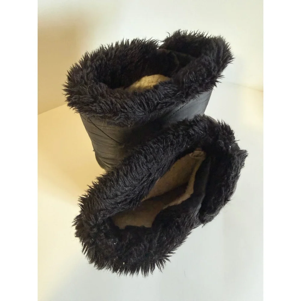 Kids Black Quilted Snow Boots Size 13 Faux Fur Trim Hook Loop Closure Outdoor